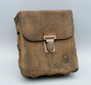 Kapsa na opasek patinovaná